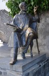 A monument to the artist