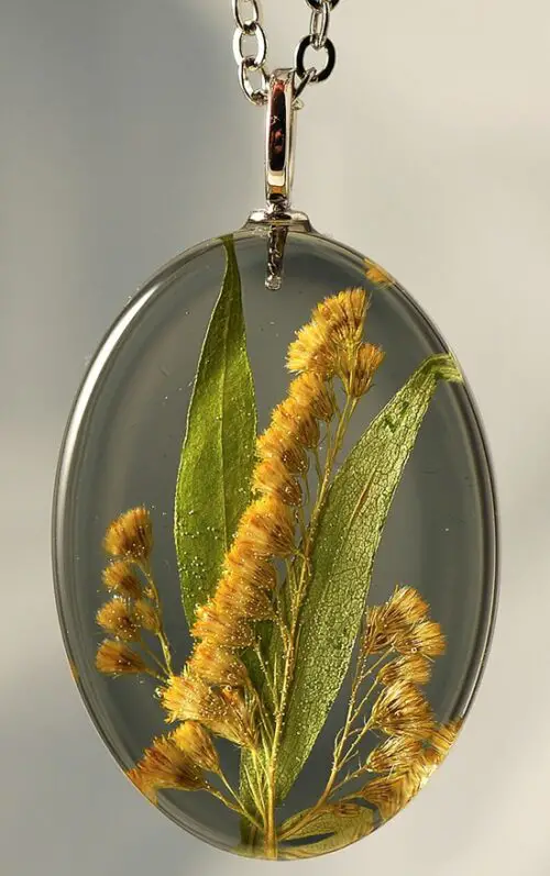 IrinBlues Dried Flower Resin Jewelry Art